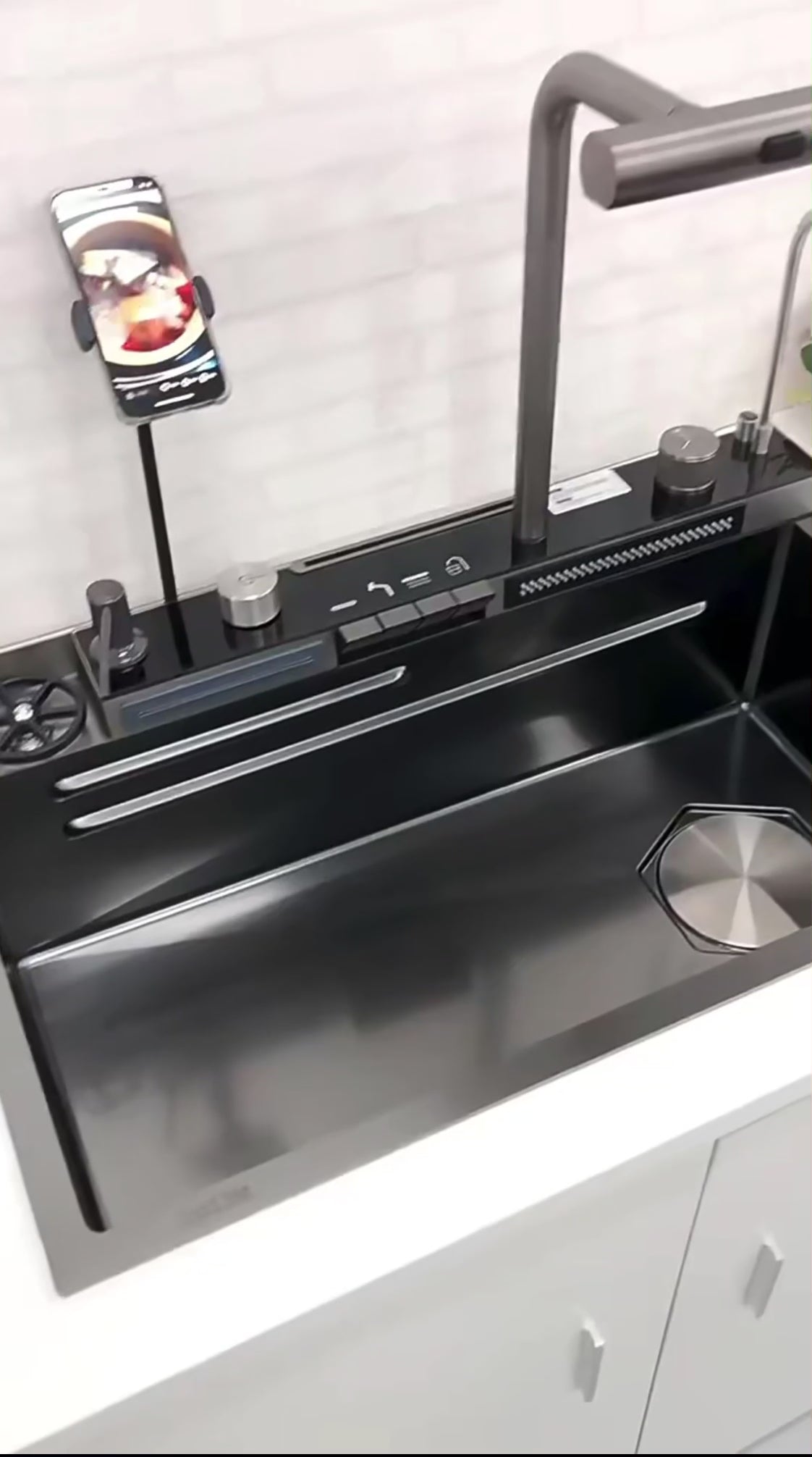 Évier Cuisine Intelligent Multifonctions 11-en-1 | Inox SUS304 | Support Téléphone 360° | INOVALUX HOME™